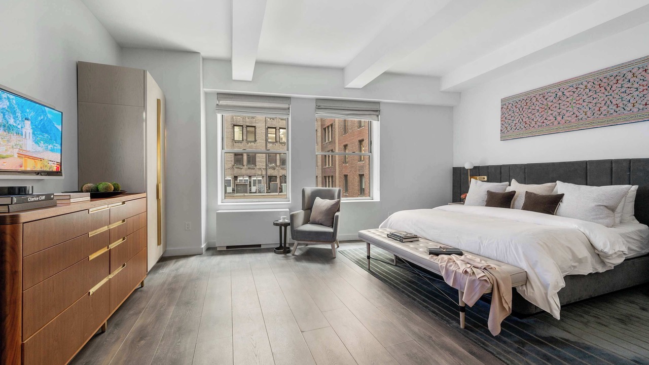 Photo of Bedroom in Financial District