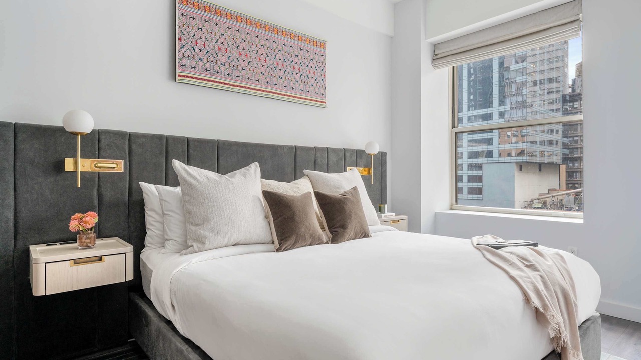 Photo of Bedroom in Financial District