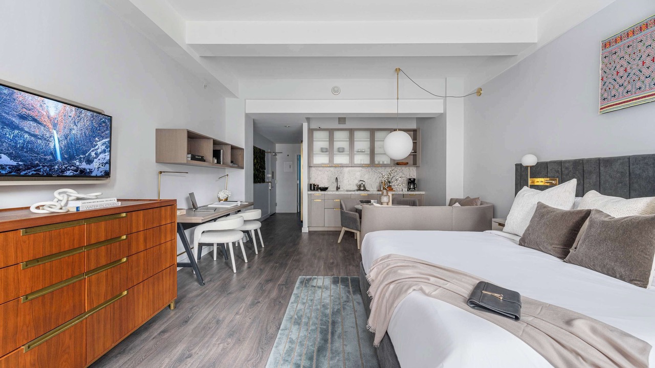 Photo of Bedroom in Financial District
