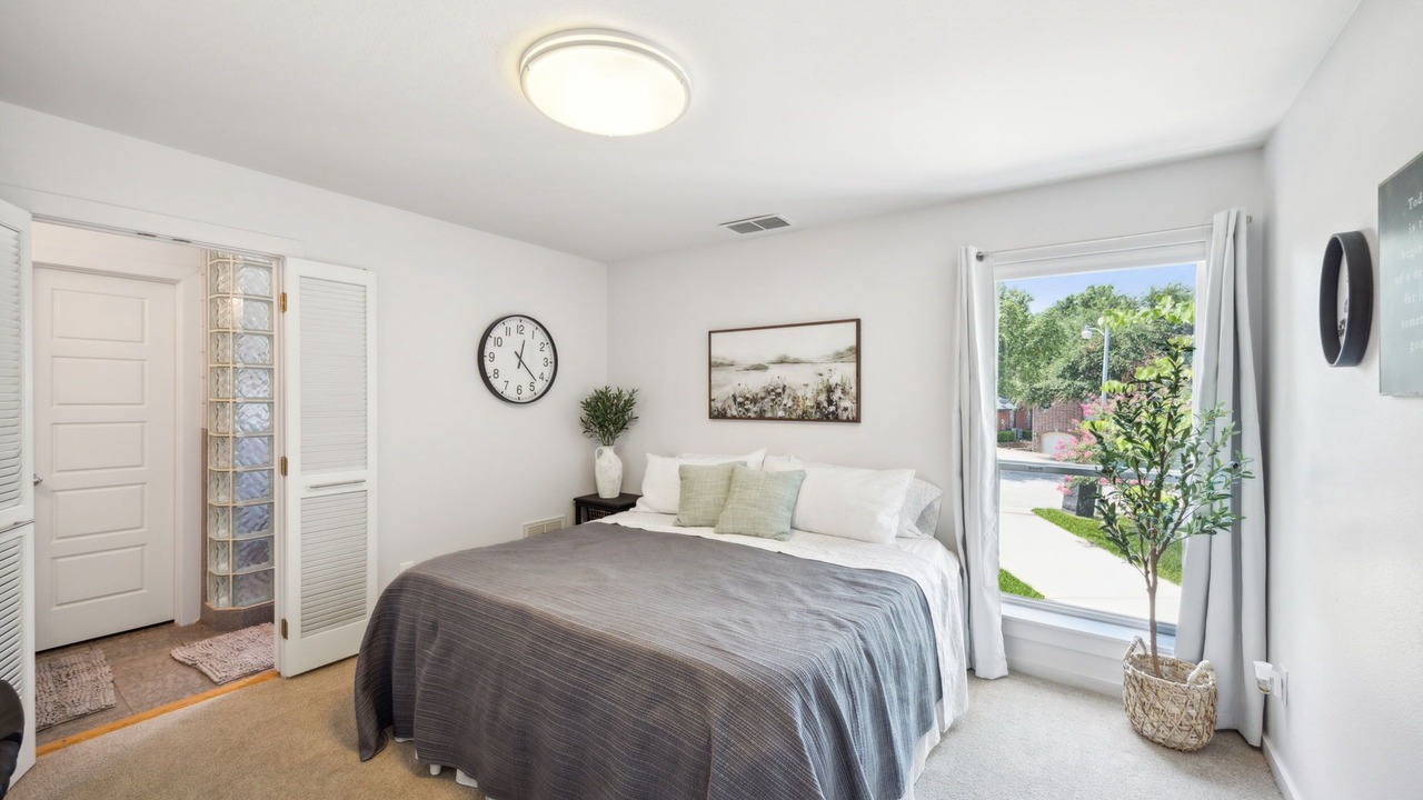 Photo of Bedroom in Rockwall