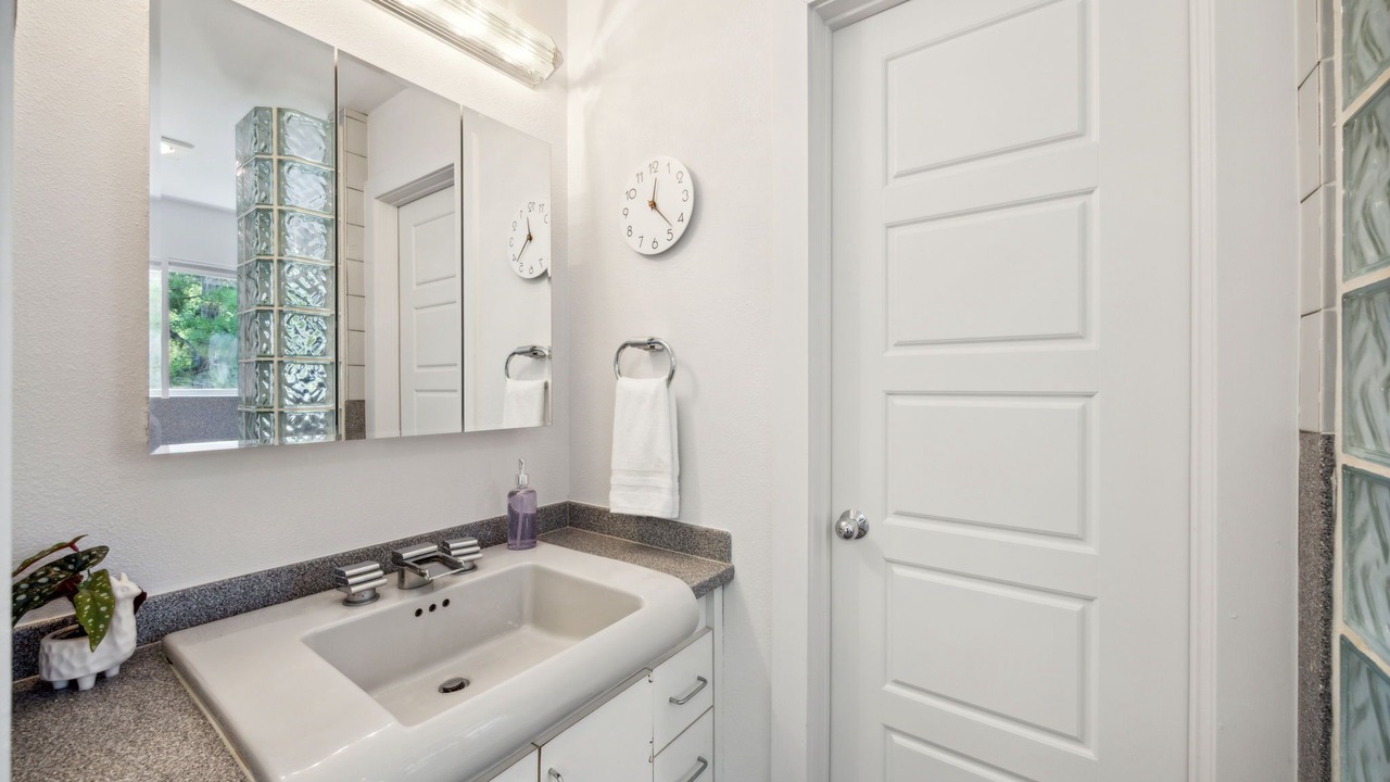 Photo of Bathroom in Rockwall