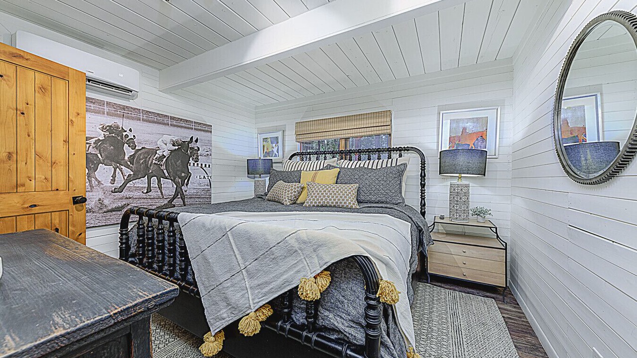 Photo of Bedroom in Ruidoso