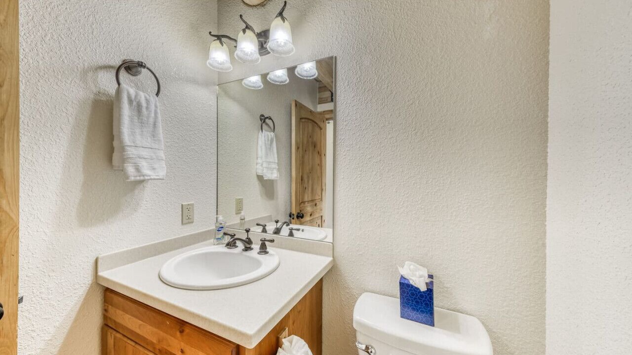 Photo of Bathroom in Ruidoso