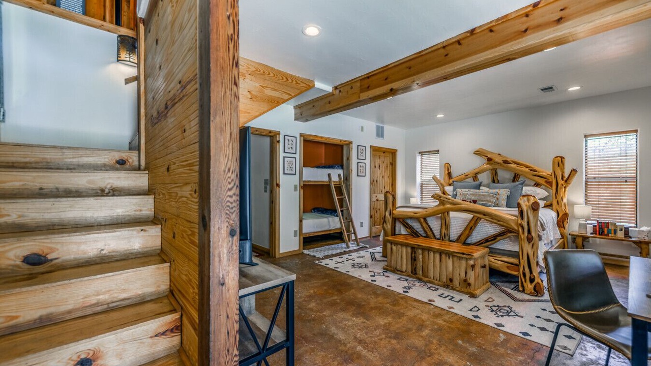 Photo of Bedroom in Ruidoso