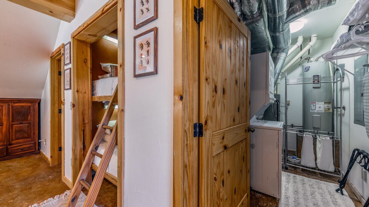 Photo of Bedroom in Ruidoso