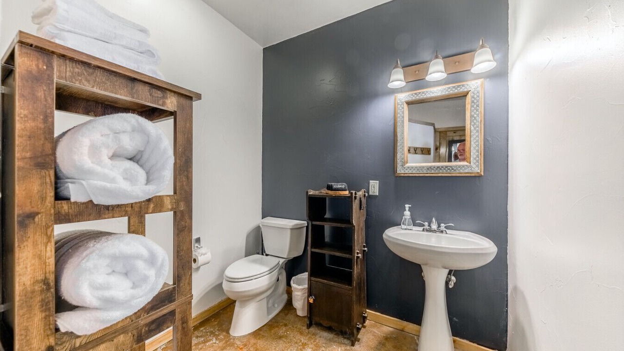 Photo of Bathroom in Ruidoso