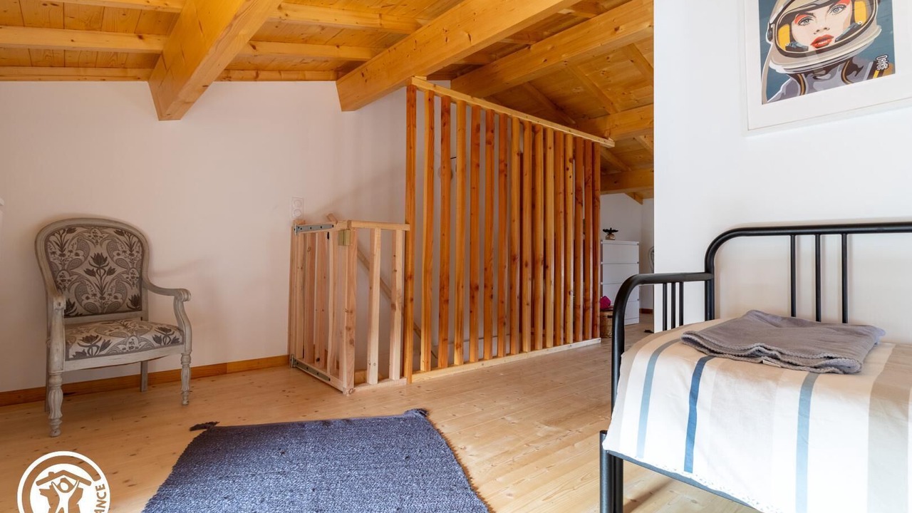 Photo of Bedroom in Saint-Saturnin