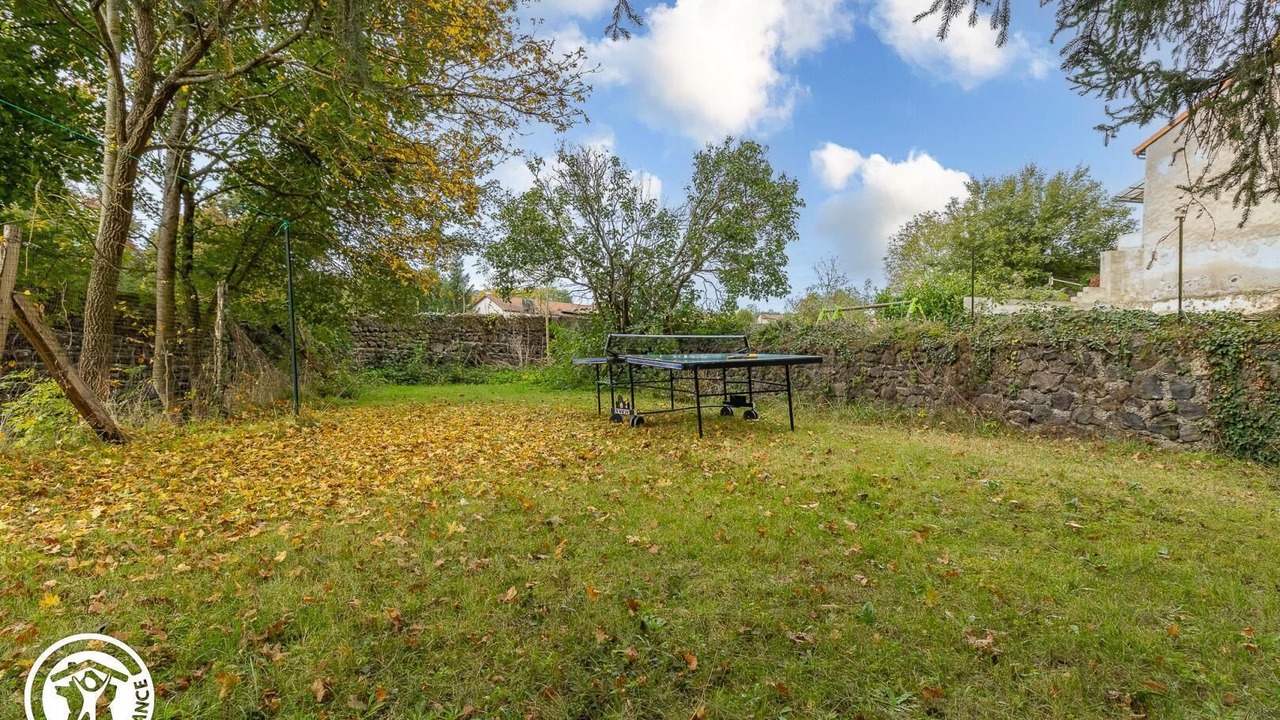 Photo of Outdoor in Saint-Saturnin