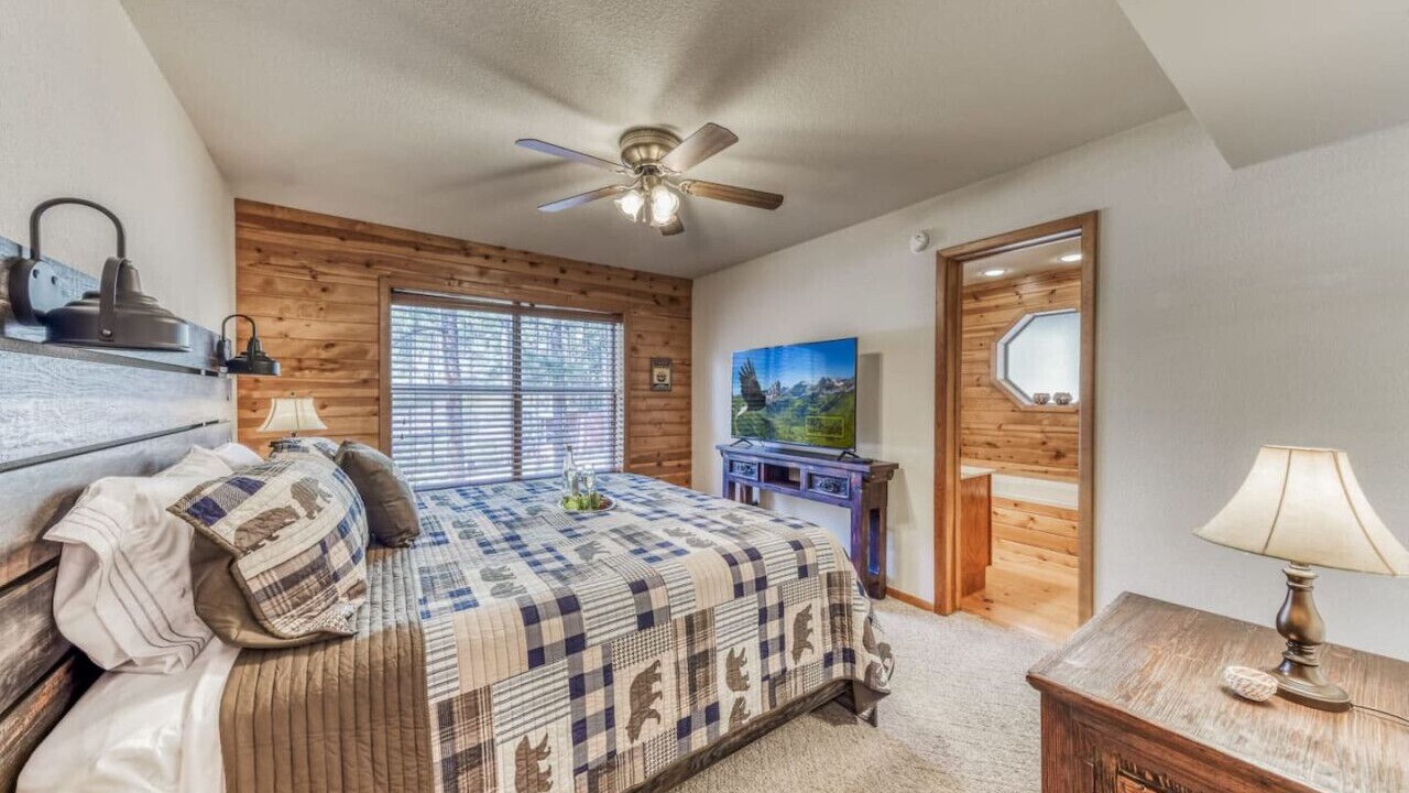 Photo of Bedroom in Ruidoso