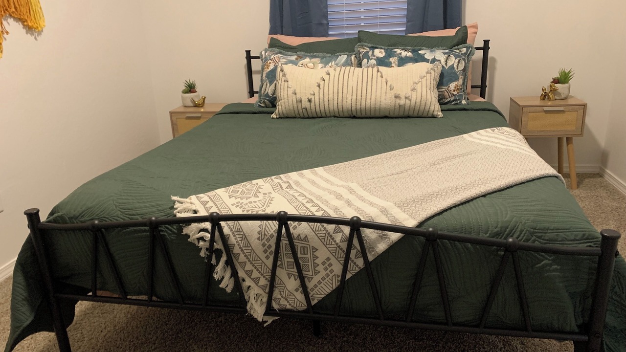 Photo of Bedroom in Canyon