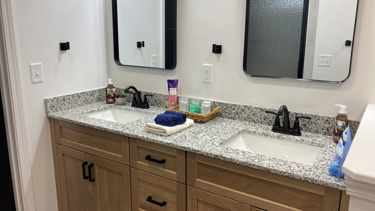 Photo of Bathroom in Canyon