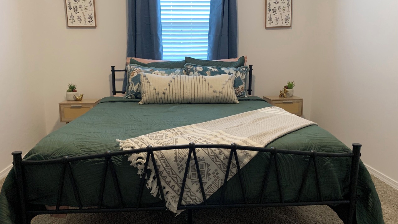 Photo of Bedroom in Canyon