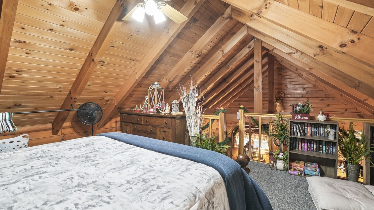 Photo of Bedroom in Laurelville