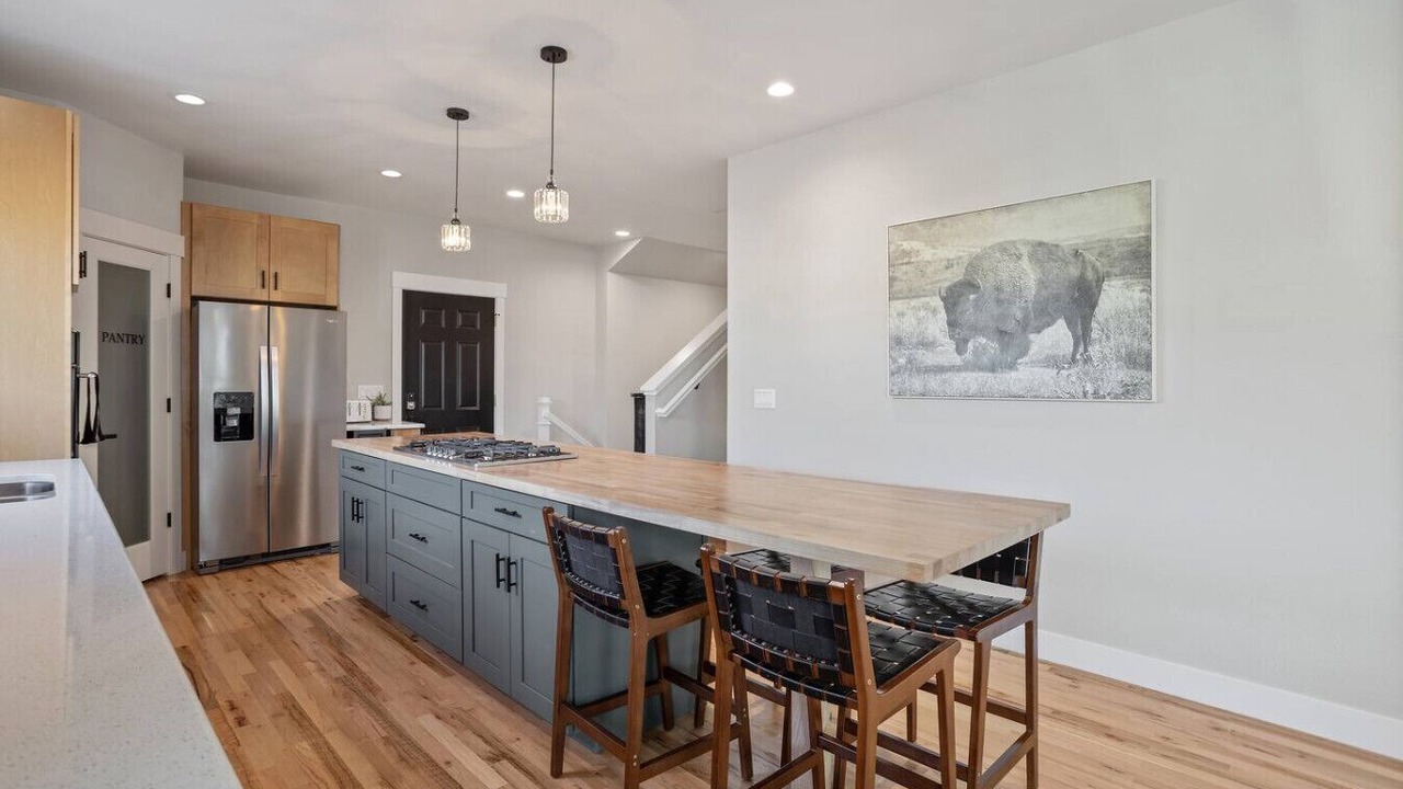 Photo of Others in Cheyenne