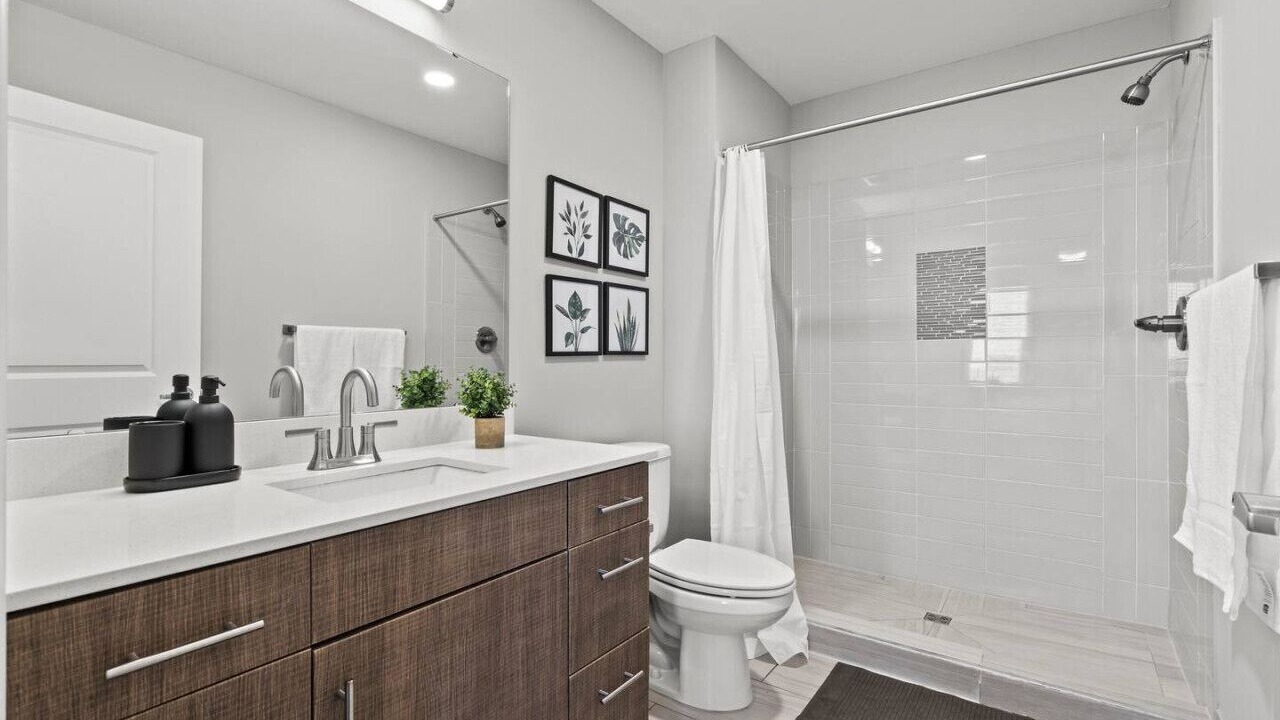 Photo of Bathroom in Midtown - Westport