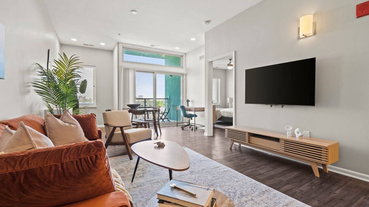 Photo of Bedroom in Midtown - Westport