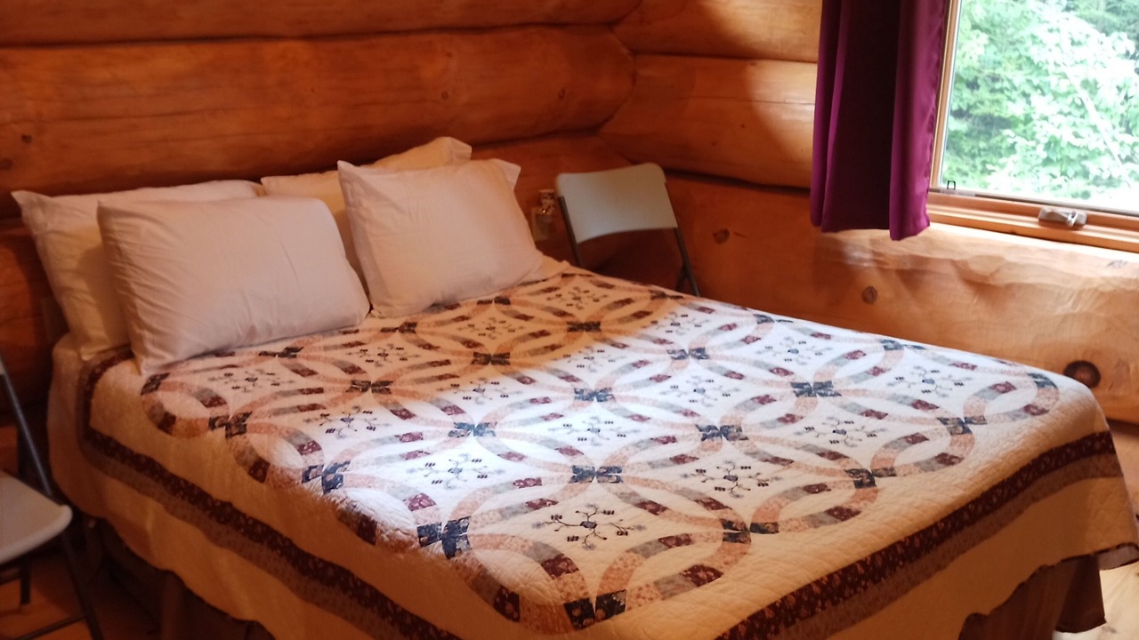 Photo of Bedroom in Kincardine