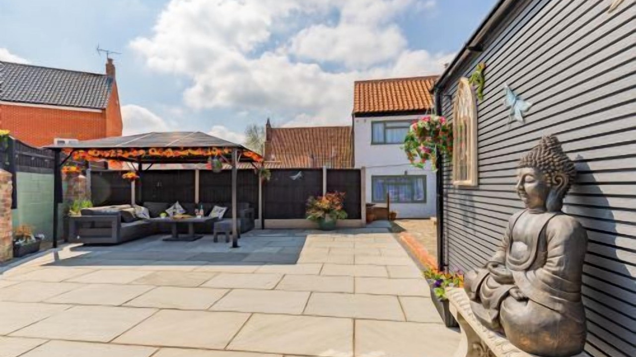 Photo of Patio Balcony in Acle