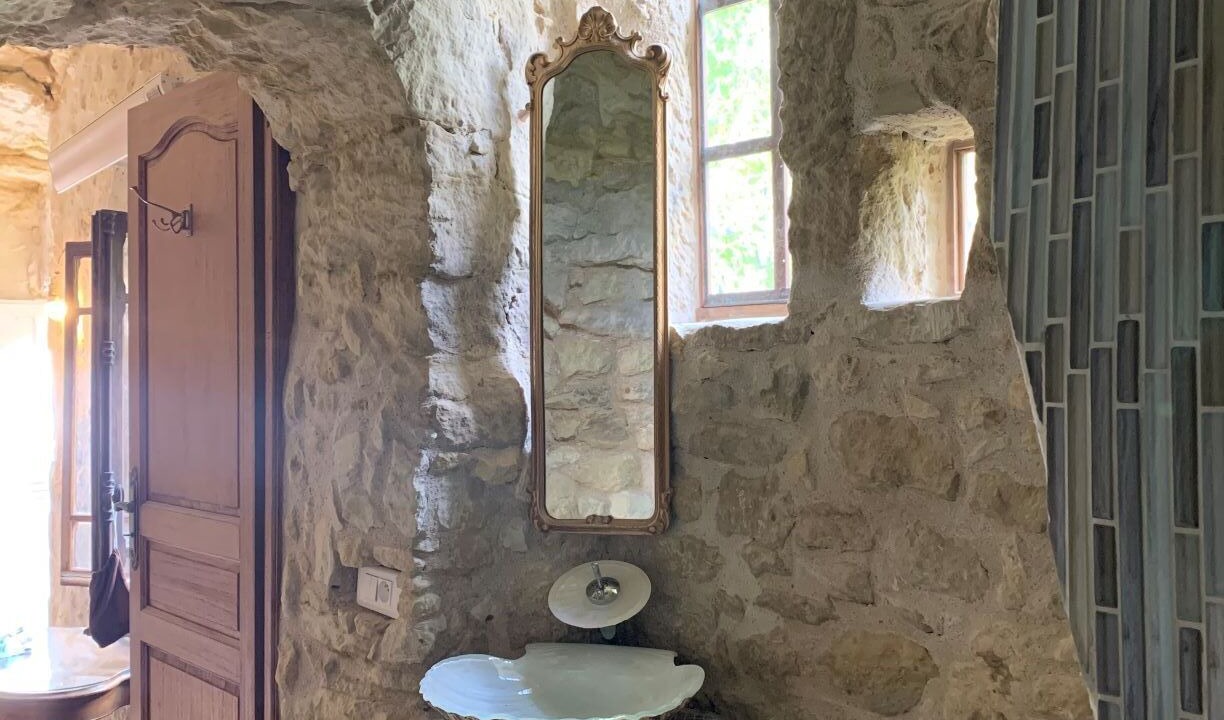 Photo of Bathroom in Civray-de-Touraine