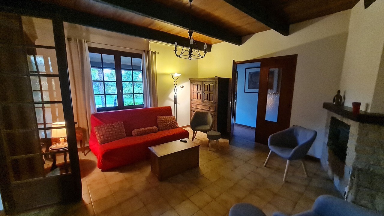 Photo of Livingroom in Lablachere