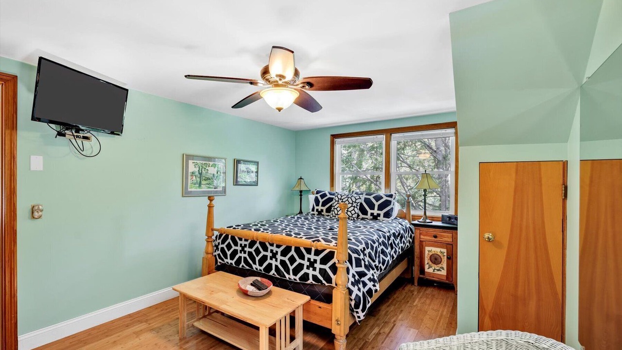 Photo of Bedroom in Wellfleet