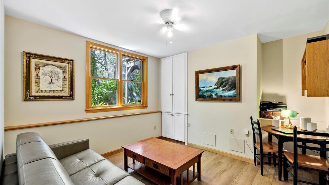 Photo of Livingroom in Wellfleet