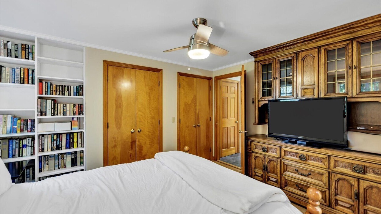 Photo of Bedroom in Wellfleet