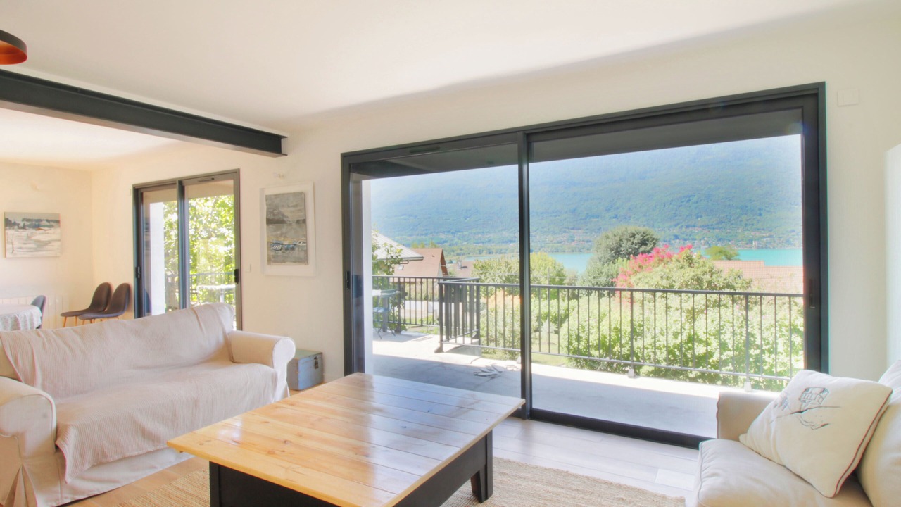 Photo of Livingroom in Viviers-du-Lac