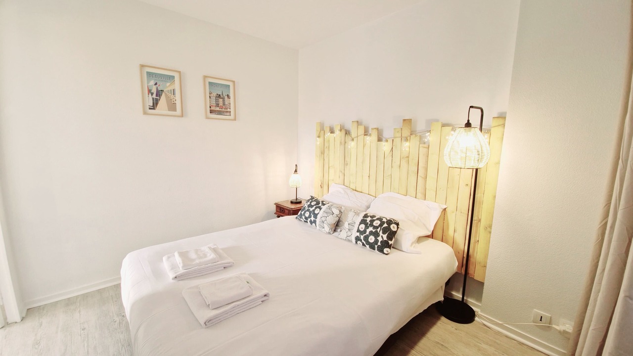 Photo of Bedroom in Touques