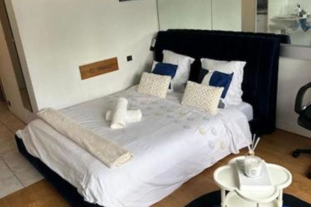 Photo of Bedroom in Carquefou