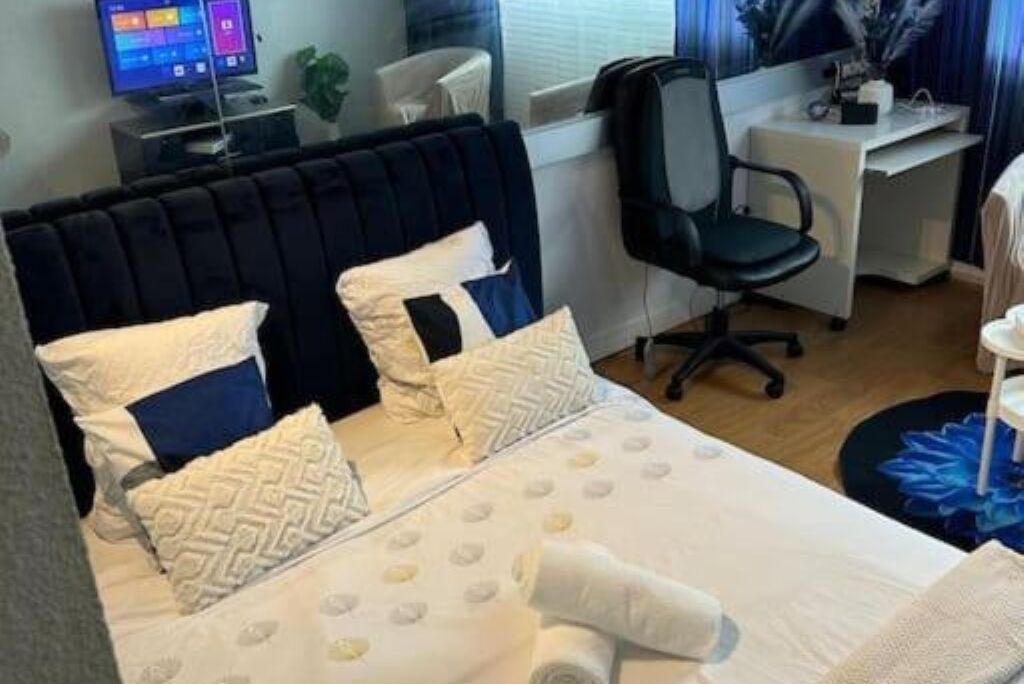 Photo of Bedroom in Carquefou