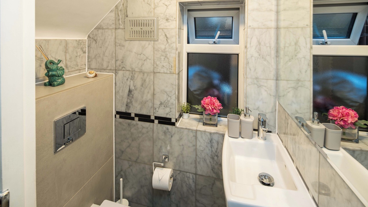 Photo of Bathroom in Golders Green