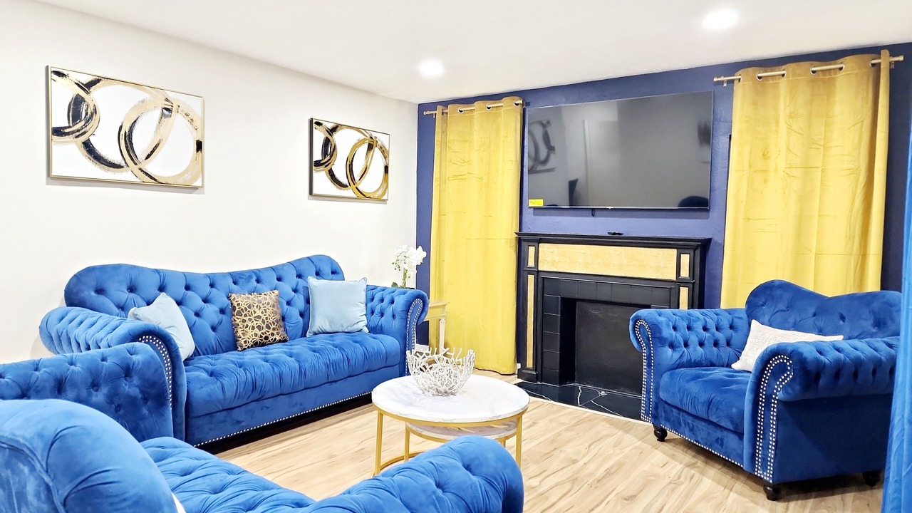Photo of Livingroom in Riverside Terrace