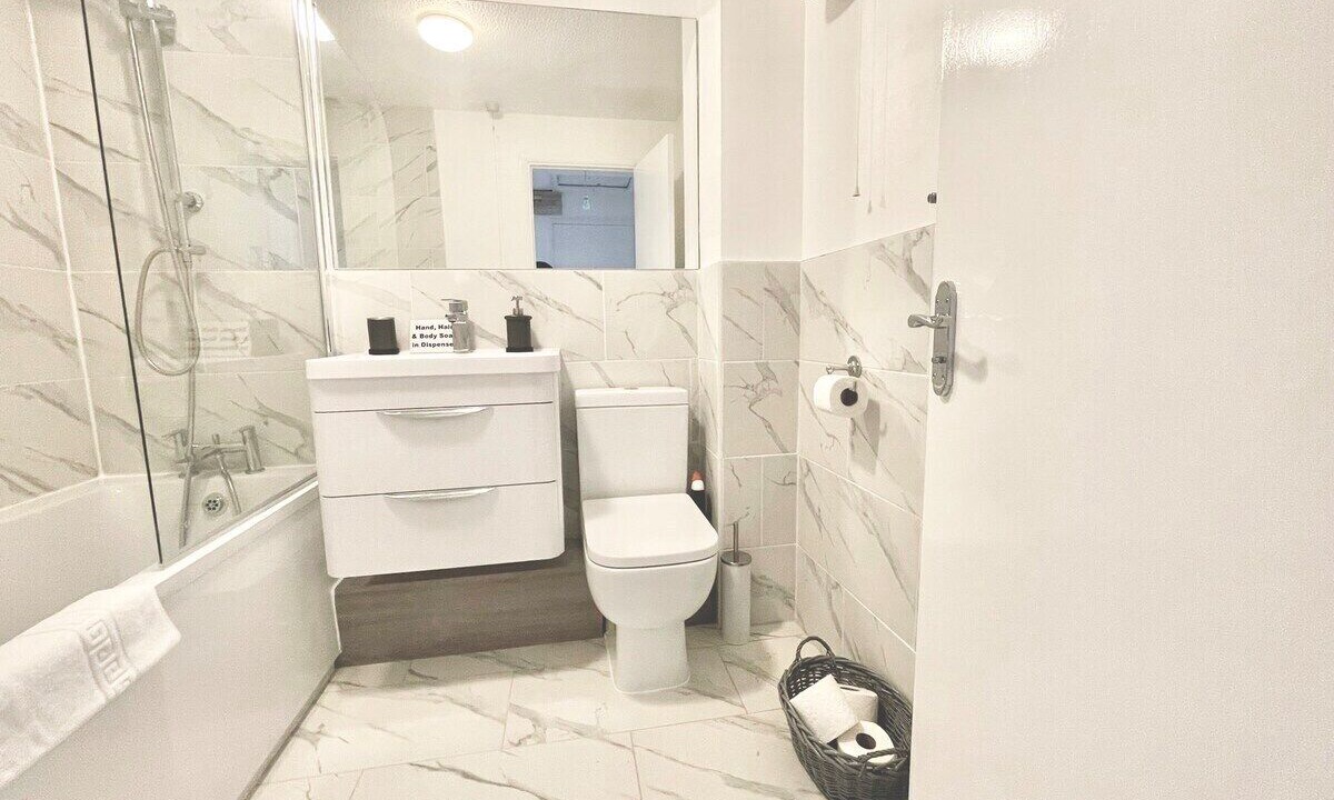 Photo of Bathroom in Deptford