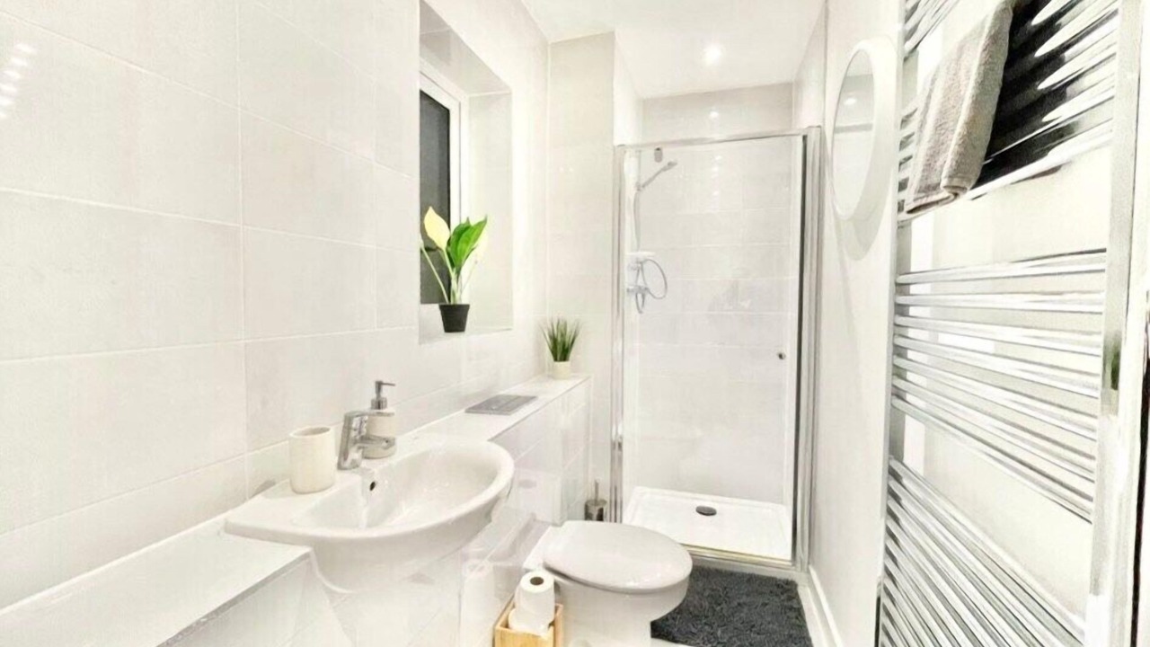 Photo of Bathroom in Ashford