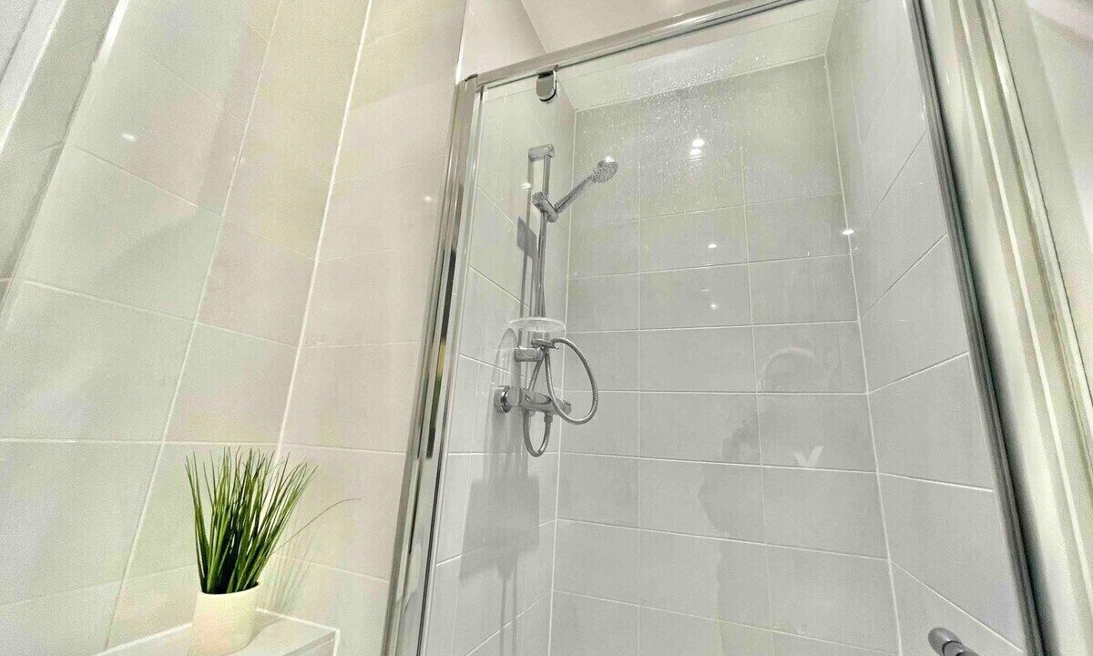 Photo of Bathroom in Ashford