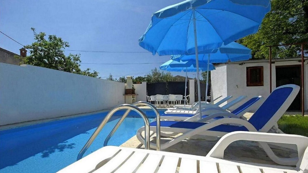 Photo of Outdoor in Zbandaj