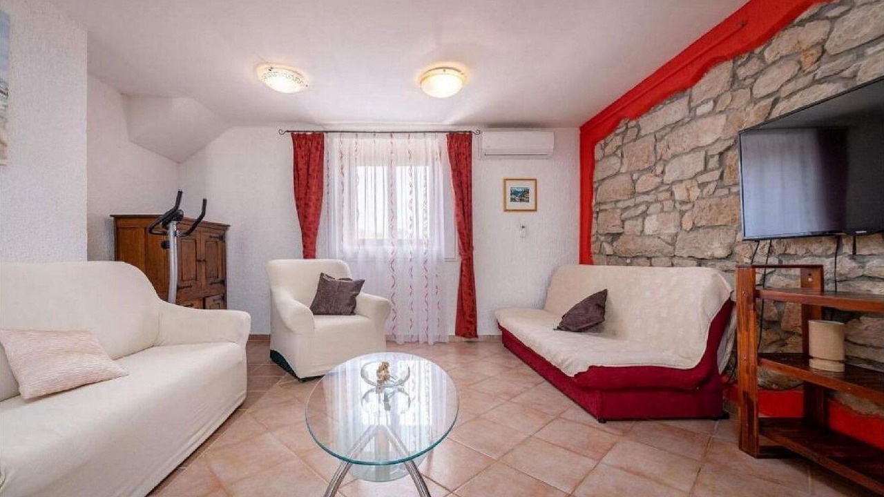 Photo of Livingroom in Zbandaj