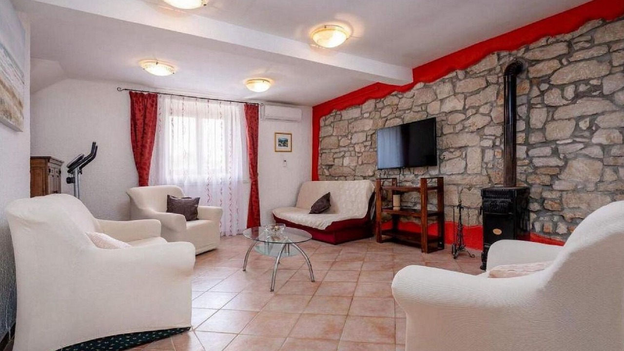 Photo of Livingroom in Zbandaj