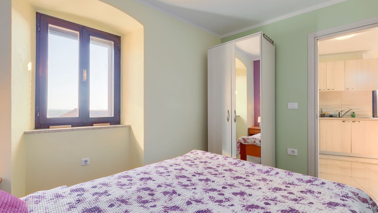 Photo of Bedroom in Pican