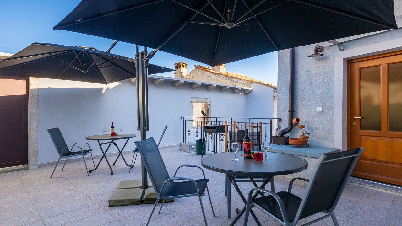 Photo of Outdoor in Pican