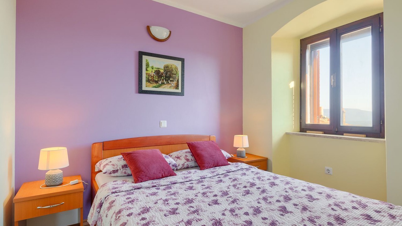 Photo of Bedroom in Pican