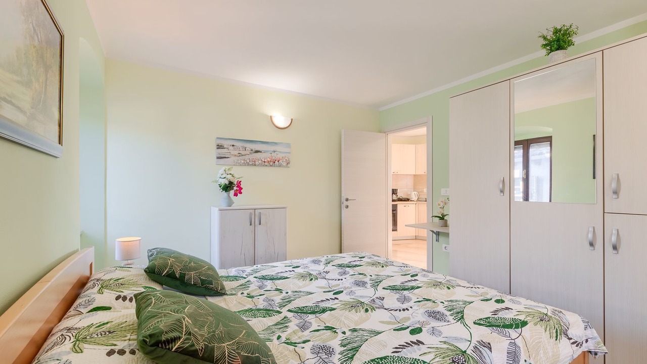 Photo of Bedroom in Pican