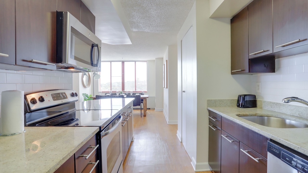 Photo of Kitchen in Pentagon City