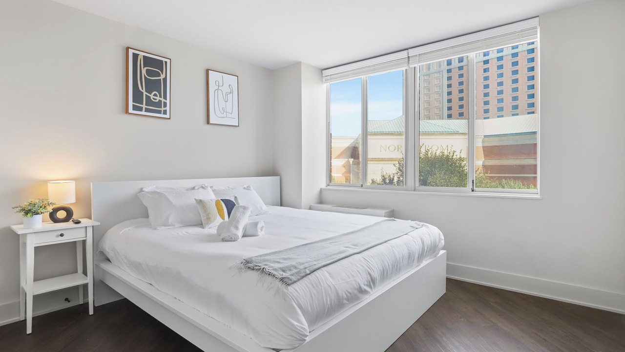 Photo of Bedroom in Pentagon City