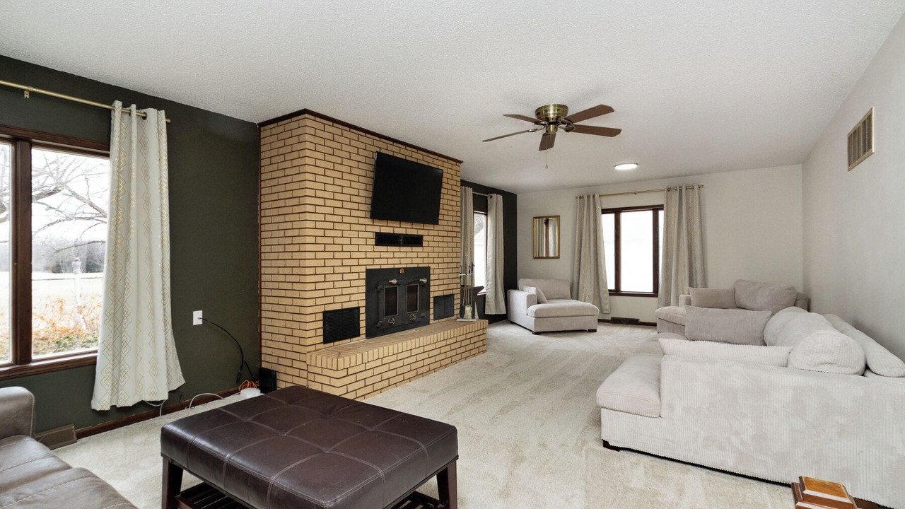 Photo of Livingroom in Herington