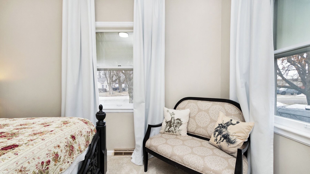 Photo of Bedroom in Herington