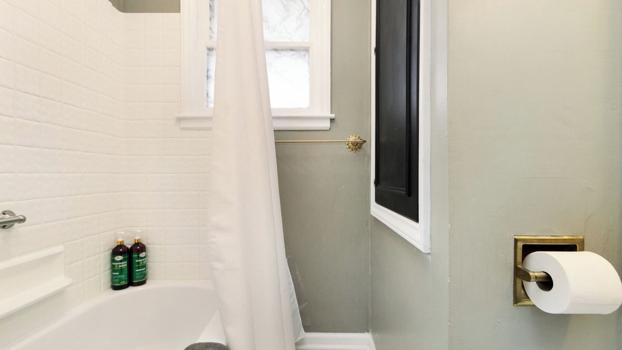 Photo of Bathroom in Herington