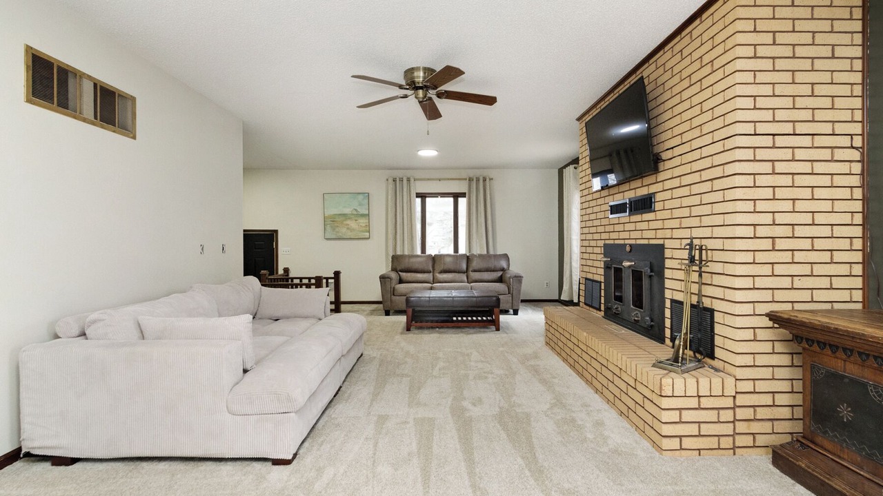Photo of Livingroom in Herington