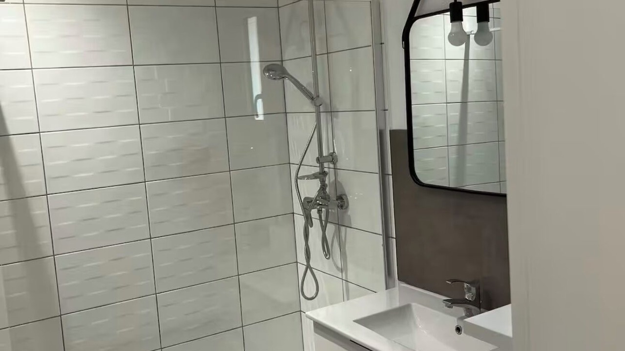 Photo of Bathroom in Saint-Martin-des-Pezerits